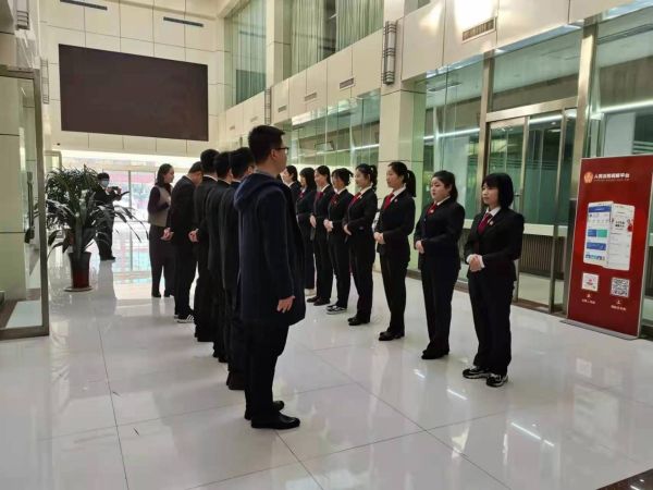 立案1