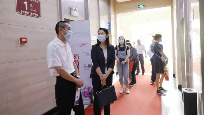 院长刘学宽走访企业